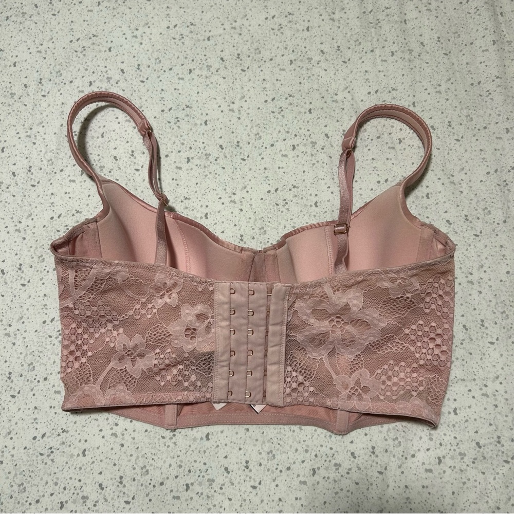 Victoria's Secret Pink Structured Bra with Underwire Support - Picture 3 of 4